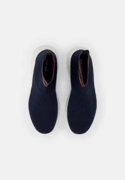 Pier One Baskets Montantes – Dark Blue Prix Gelé Baskets & Sneakers Rond Homme -Fashion Zone Soldes a478d51da03c46b5b6dfe44e1e80268d