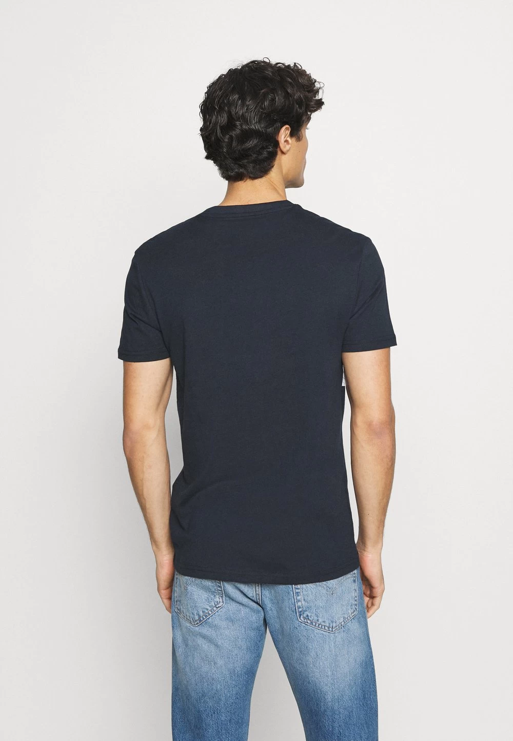 Pier One Assurance De L’Authenticité T-shirt Imprimé T-shirts Col Rond Homme 5 Pier One Assurance De L’Authenticité T-shirt Imprimé T-shirts Col Rond Homme – Image 3