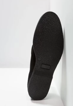 Pier One LEATHER – Chaussures à Lacets Qualité Excellente Derbies Et Richelieus Rond Homme -Fashion Zone Soldes a5a33f8bbc2446329cbd7c67f3e4bdde