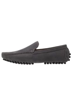 Pier One Mocassins Prix Avantageux Chaussures Basses Rond Homme -Fashion Zone Soldes a5ee51d4223947eba3b262e1c35cab17
