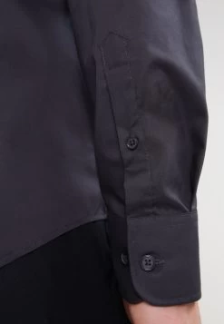 Pier One Chemise Classique Prix Aimable Costumes Col Kent Homme -Fashion Zone Soldes ab9cdb89e20f4d3a8e01a281680fd702