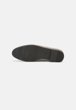 Discount En Ligne Pier One Mocassins Chaussures De Ville Rond Homme -Fashion Zone Soldes ac6e25a0bfeb44359d469ec898a8fb50
