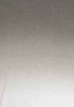 Pier One T-shirt Imprimé Prix Gelé T-shirts Col Rond Homme -Fashion Zone Soldes ac97c10f389e453f80de40fb19caf99d