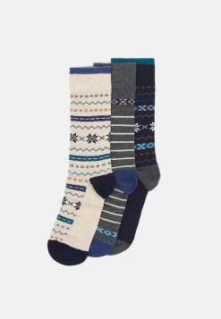Pier One 3 PACK – Chaussettes Pas Cher Sous-vêtements Rayures Homme