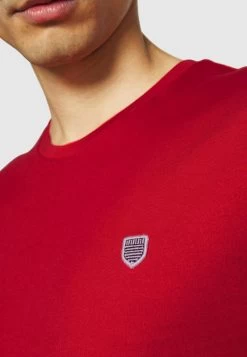 Bon Rapport Coût-Efficacité Pier One T-shirt Basique T-shirts Col Rond Homme -Fashion Zone Soldes aee52635c8504199b550533255b1f902