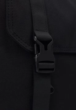 Pier One UNISEX – Sac à Dos Vendre Sacs Compartiment Pour Pc Portable 9 Pier One UNISEX – Sac à Dos Vendre Sacs Compartiment Pour Pc Portable -Fashion Zone Soldes b03ca3a28c984affa8ecaa8f7833cdc2