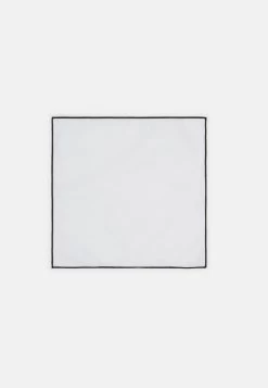 Prix Légers Pier One SET – Mouchoir De Poche Pochettes De Costume Couleur Unie Homme -Fashion Zone Soldes b26a51d4ab0f45c7b8d21b75232bcc2f