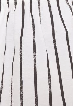 Pier One Prix Malin 3 PACK – Caleçon Sous-vêtements & Chaussettes Normale Homme -Fashion Zone Soldes b478b5c7e286480d8f875c46a7eedd7b