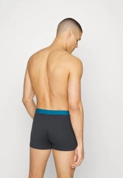 Pier One 5 PACK – Shorty Promos Sous-vêtements & Chaussettes Normale Homme 19 Pier One 5 PACK – Shorty Promos Sous-vêtements & Chaussettes Normale Homme -Fashion Zone Soldes bd30090fb90f4ea89734c78dadcbcee4