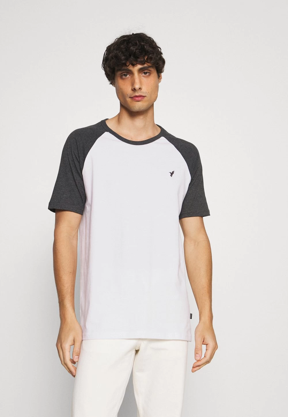 Prix Dégriffé Pier One 2 PACK – T-shirt Basique T-shirts Col Rond Homme 6 Prix Dégriffé Pier One 2 PACK – T-shirt Basique T-shirts Col Rond Homme – Image 4