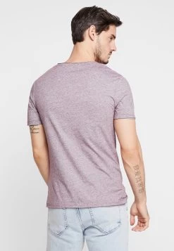 Pier One T-shirt Imprimé Produit De Première Qualité T-shirts Encolure Large Ronde Homme -Fashion Zone Soldes c59902287e844963b030f7ccb636bc3e