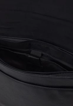 Pier One Sac Bandoulière Garantie De Qualité 100% Sacs Compartiment Pour Pc Portable Homme -Fashion Zone Soldes c7982f57fea2440993e365602acc7e63