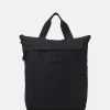 Prix Dégriffé Pier One UNISEX – Sac à Dos Sacs Compartiment Pour Téléphone Portable -Fashion Zone Soldes c8dc27509ca9424997202797f8f04572