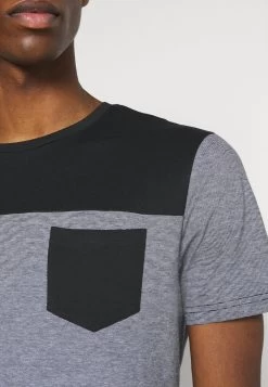 Pier One T-shirt Imprimé En Remise T-shirts Col Rond Homme -Fashion Zone Soldes cd2fe2e4cb604e8b9c136b04b9adfca0