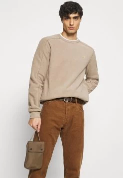 En Remise Pier One Sweat Polaire Pulls Et Gilets Col Rond Homme 12 En Remise Pier One Sweat Polaire Pulls Et Gilets Col Rond Homme -Fashion Zone Soldes d07fc4c801d74ad3bc0342c428667248