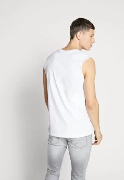 Pier One Prix Allégé 2 PACK – Débardeur T-shirts & Polos Col Rond Homme -Fashion Zone Soldes d0b4dab63b5548078a8543a3eca09f0c