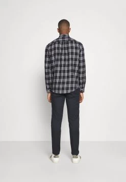 Pier One Petit Prix Chemise Chemises Col à Boutons Homme -Fashion Zone Soldes d13406c32cbf45e790b151fc1b045163