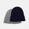 Pier One 2 PACK UNISEX – Bonnet Remise En Ligne Casquettes, Bonnets Et Chapeaux Couleur Unie -Fashion Zone Soldes d1a07c11f8cc45a9a1980a9b9d2a1bee 1