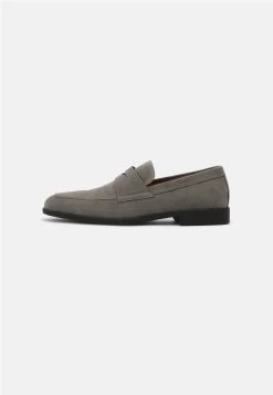 Pier One Prix Ourlé Mocassins Chaussures De Ville Rond Homme 17 Pier One Prix Ourlé Mocassins Chaussures De Ville Rond Homme -Fashion Zone Soldes d37ed97c395a4356bd19abfd8d751509 1
