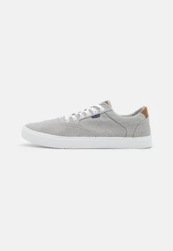 Produit De Première Qualité Pier One Baskets Basses Sneakers Rond Homme -Fashion Zone Soldes d5fa42819ad849f982e92b9b15e5d769 1