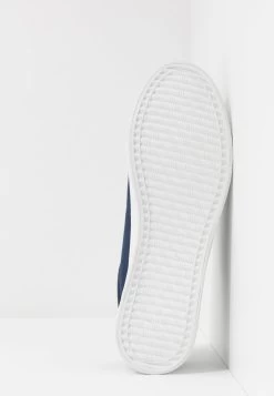 Pier One UNISEX – Baskets Basses Prix Imbattable Baskets & Sneakers Rond -Fashion Zone Soldes d8b050ef1c1f49178812e9b28a6c1d17