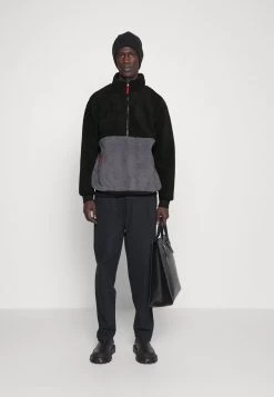 Prix Avantageux Pier One Sweat Polaire Sweats & Hoodies Col Camionneur Homme 11 Prix Avantageux Pier One Sweat Polaire Sweats & Hoodies Col Camionneur Homme -Fashion Zone Soldes d9a39212161d4919abf5d22f29504d39