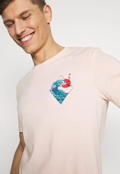 Qualité Absolue Pier One T-shirt Imprimé T-shirts Col Rond Homme -Fashion Zone Soldes db182031406e45169dc2a92836603488