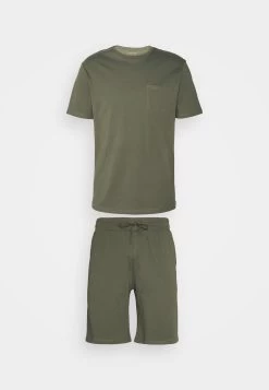 Pier One Petit Prix SET – Pyjama Pyjamas Normale Homme 26 Pier One Petit Prix SET – Pyjama Pyjamas Normale Homme -Fashion Zone Soldes dd28d4e04b104f76871ecfdce356d710 2