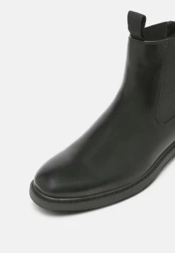 Pier One Bottines Se Vend Bas Prix Boots Et Bottes Rond Homme -Fashion Zone Soldes dd2b0edc2d334596921f9e7af216e63f