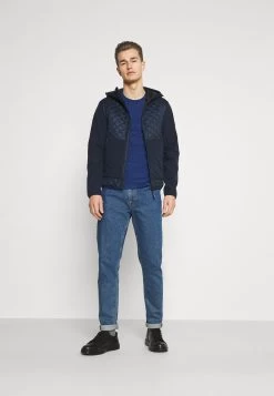 Prix Réduit Pier One T-shirt Imprimé T-shirts Col Rond Homme 9 Prix Réduit Pier One T-shirt Imprimé T-shirts Col Rond Homme -Fashion Zone Soldes de2c9e6ff2974012822ee3ecf6cc8baa