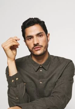 Pier One Promos Chemise Chemises Col Kent Homme -Fashion Zone Soldes df4092980bbb453da88a404a57b4e69c