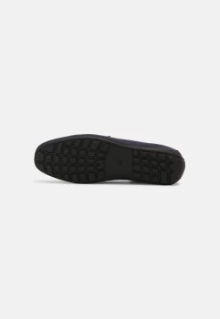 Qualité Fiable Pier One Mocassins Chaussures Basses Carré Homme -Fashion Zone Soldes e106b07c493a4054b6853b1df7608650