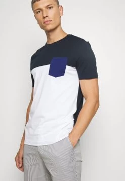 Qualité Garantie 100% Pier One T-shirt Imprimé – Dark Blue T-shirts Col Rond Homme -Fashion Zone Soldes e15673be30704a41be54d1f6f35f760b