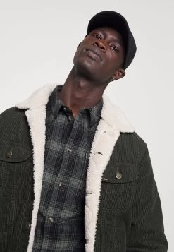 Excellente Qualité Pier One Chemise Chemises Col Kent Homme -Fashion Zone Soldes e2a617f68d87459583ef8041bb7656a1