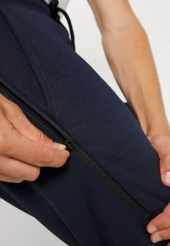 Pier One Remise En Ligne Pantalon De Survêtement Pantalons Normale Homme -Fashion Zone Soldes e4605eb3329e43cab899454e005aaf78