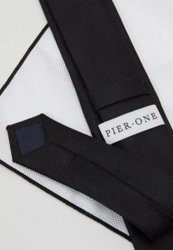 Prix Légers Pier One SET – Mouchoir De Poche Pochettes De Costume Couleur Unie Homme -Fashion Zone Soldes e4a01fbba06e4c198fc3346ae324ab26