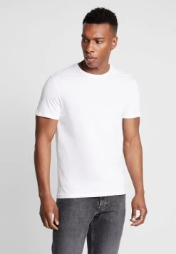 Bas Prix Pier One 3 PACK – T-shirt Basique T-shirts Col Rond Homme -Fashion Zone Soldes e50b2210dfa14aeebbb37ff387ca1259