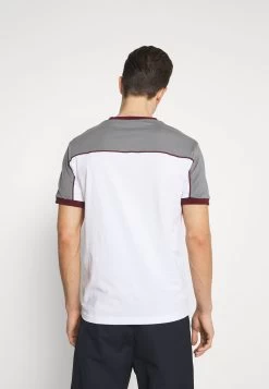 Pier One T-shirt Imprimé Prix Acceptable T-shirts Col Rond Homme 11 Pier One T-shirt Imprimé Prix Acceptable T-shirts Col Rond Homme -Fashion Zone Soldes e85f1c89f05242e7b592bb95a50f5e50
