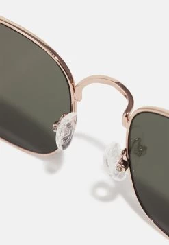 Prix Distinctifs Pier One Lunettes De Soleil Rectangulaire Homme -Fashion Zone Soldes ec03044e405d4ac4b2c2f7c92014951a