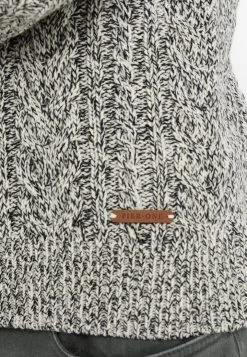 Pier One Pullover Bas Prix Pulls Et Gilets Col Camionneur Homme -Fashion Zone Soldes ef41134164df490698ea1a5c89fb1328