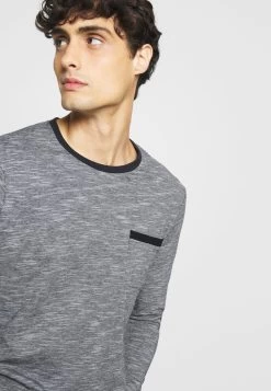 Prix Incroyables Pier One T-shirt à Manches Longues T-shirts Col Rond Homme 11 Prix Incroyables Pier One T-shirt à Manches Longues T-shirts Col Rond Homme -Fashion Zone Soldes ef9d5992d5f347e7992cfbd8040ccf7e