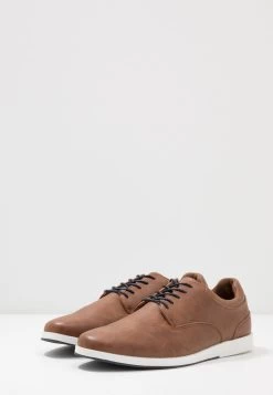 Bonne Qualité Pier One Chaussures à Lacets Derbies Et Richelieus Rond Homme 12 Bonne Qualité Pier One Chaussures à Lacets Derbies Et Richelieus Rond Homme -Fashion Zone Soldes f1e906a77f1348e4a490da91dd254b08