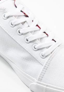 Pier One UNISEX – Baskets Basses Faible Prix Sneakers Rond -Fashion Zone Soldes f33cb3fc6ede4fa98f75bce439acb81e