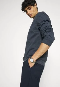 Pier One Prix Refroidis Sweatshirt Pulls Et Gilets Col Rond Homme -Fashion Zone Soldes f50ff9e8acd34b5697e5d9ec4aeab104