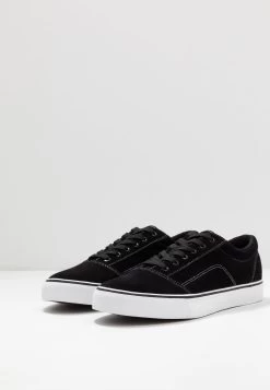 Pier One Baskets Basses Prix Affortable Sneakers Rond Homme 11 Pier One Baskets Basses Prix Affortable Sneakers Rond Homme -Fashion Zone Soldes f7acdc20572e4b868116aaf4e00abd94