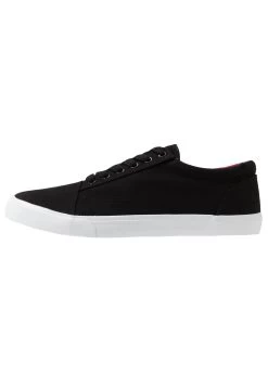 Pier One UNISEX – Baskets Basses Faible Prix Sneakers Rond -Fashion Zone Soldes fb79392a453a4f07a732eedd26b4b5a3