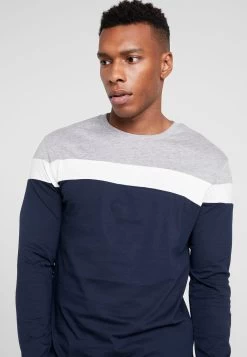 Pier One Prix Gelé T-shirt à Manches Longues T-shirts & Polos Col Rond Homme -Fashion Zone Soldes fe00904878e347c082c5811f3750ffa3